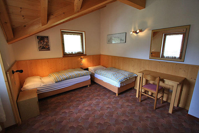 Cesa Roseda Canazei Quarto foto